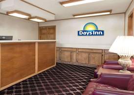 Days Inn by Wyndham Plymouth 2
