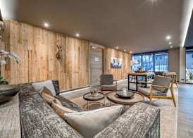 AlpenParks Hotel & Apartment Arlberg Warth mit Pool 3