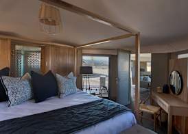 Kingfisher Retreat by Sharjah Collection 2