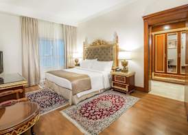 Sunday Hotel Holiday International Dubai 5