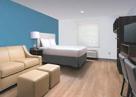 WoodSpring Suites Rochester Greece 3