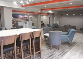 La Quinta by Wyndham Pittsburg 3