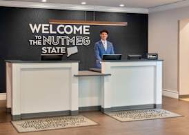 Hampton Inn & Suites Hartford/Farmington 5