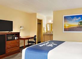 Days Inn by Wyndham Oak Ridge Knoxville 5