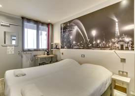 Kyriad Paris 12 - Nation 5