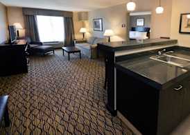 Holiday Inn Express & Suites MILFORD by IHG 5