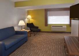 Holiday Inn Express MT. PLEASANT - SCOTTDALE by IHG 3