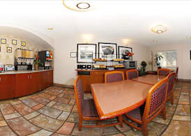 Ocotillo Apartments & Hotel 3