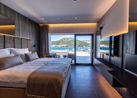 Marinus Beach Hotel 5