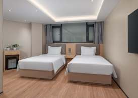 Holiday Inn Express Kunming Railway Station by IHG 3
