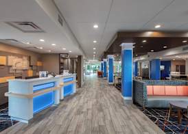 Holiday Inn Express & Suites GREENVILLE - TAYLORS by IHG 2