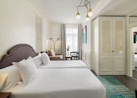 Boutique Hotel H10 Villa de la Reina 5