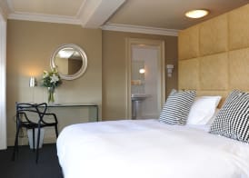 B+B Edinburgh 5