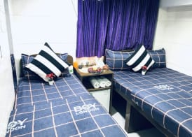 Premium Lounge 5