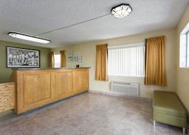 Super 8 By Wyndham Ridgecrest 5