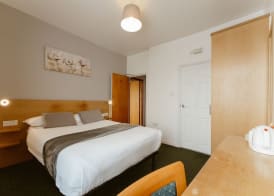 Star Hotel 5