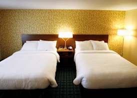 Fairfield Inn & Suites by Marriott London 4
