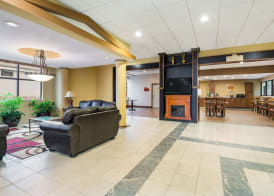 Suburban Studios Buffalo Airport 4
