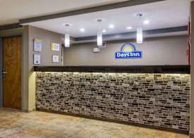 Days Inn by Wyndham Florence Cincinnati Area 3