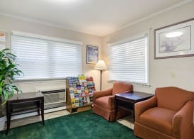 Econo Lodge Sturbridge Route 20 4