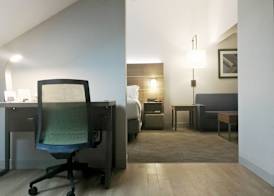 Holiday Inn Express & Suites WHITE RIVER JUNCTION by IHG 4