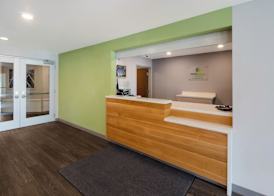 WoodSpring Suites Charlotte Airport 2