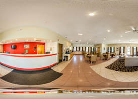 Econo Lodge 3