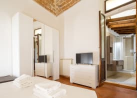 Lian Home in Florence by Mmega 4