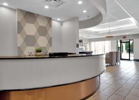 Best Western Plus The Charles Hotel 4