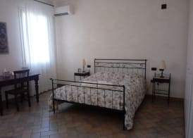 B&B Residence il Ciliegio , Via Villa Superiore 93 Luzzara 5