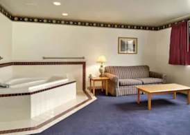 Super 8 by Wyndham Morgantown 3