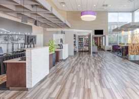 La Quinta by Wyndham Clifton/Rutherford 4