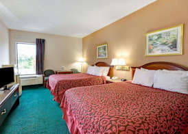 Days Inn & Suites by Wyndham Louisville SW 5