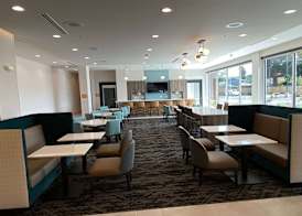 La Quinta Inn & Suites by Wyndham Centralia 2