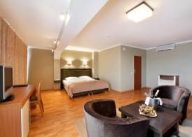 Bellevue Park Hotel Riga with FREE Parking 2