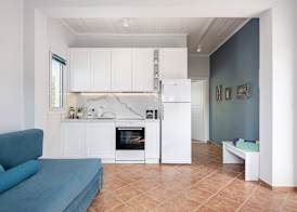 Elena Seafront Luxury Apartments 2