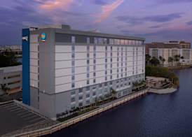 Home2 Suites By Hilton Miami Airport South Blue Lagoon 5