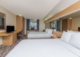 Baymont Inn & Suites by Wyndham Anchorage Airport 5