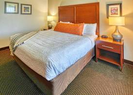 Yellowstone River Inn & Suites 5