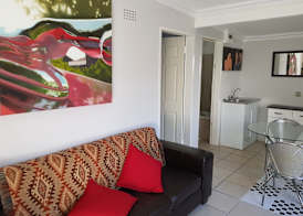Micasa Sucasa Guesthouse Melville 3
