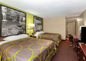 Super 8 by Wyndham Eureka Springs 5