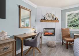 Cambria Pines Lodge 4