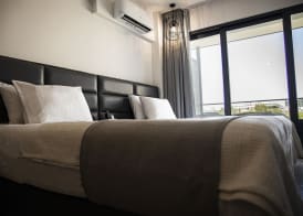 Jimmy's Suites 5