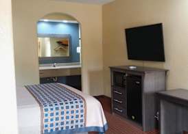 Americas Best Value Inn & Suites Northeast Houston 5