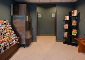Country Inn & Suites by Radisson Nashville Airport TN 2