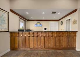 Days Inn by Wyndham Alexander City 2