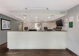 Quality Inn & Suites Easley - Greenville 4