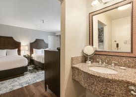 St Charles Inn, Superior Hotel 5