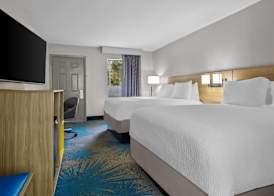 Days Inn by Wyndham Ocean Springs 5