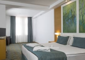 Ladonia Hotels Adakule 5
